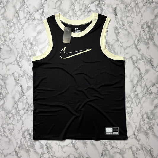 Regata Nike